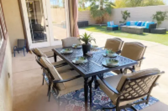 4000 SQ FT 5bedroom/3 BATH, SALT, POOL/SPA, WiFi and AC, COACHELLA, Indio