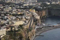 1 Bedroom Apartment in Meta