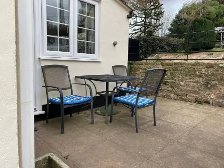 Cosy 2 bed cottage in peaceful rural Herefordshire.