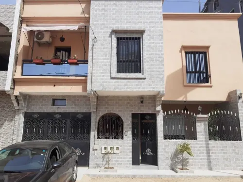 Secure, quiet accommodation