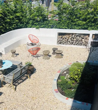SUN FILLED 3-bedroom APARTMENT with WiFi, AC in ROCKAWAY BEACH Отели рядом с достопримечательностью «Заказник Джамайка Бэй»