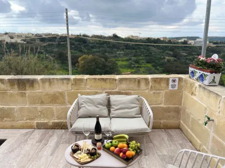 Dar Leli – Authentic Gozitan Farmhouse with Rooftop Pool & Views Отели рядом с достопримечательностью «Храмовый комплекс Джгантия»