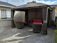 Cheerful 3 Bedroom 2 Bath Patio Home