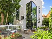 Molo Residence Hotels near Crooked House