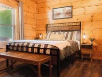 Chantilly Ridge. Hot Tub, Wifi, Near Blue Ridge Parkway