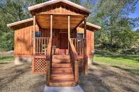 Silver Creek Cabin w/ Hiking < 1 Mi to Town! - WiFi