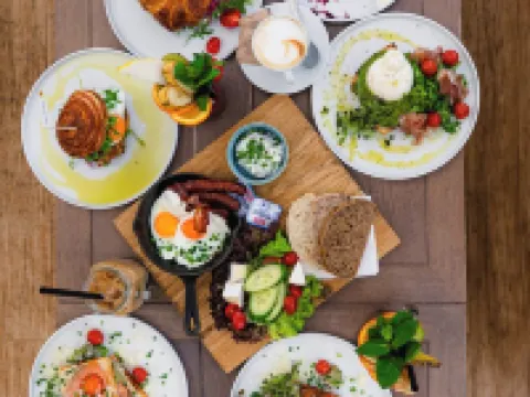 ホステル サファルニア 10 ベッド & ブレックファスト グダニスクのホテル