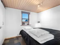 "Niela" - 800m from the Sea Hotels in Idestrup