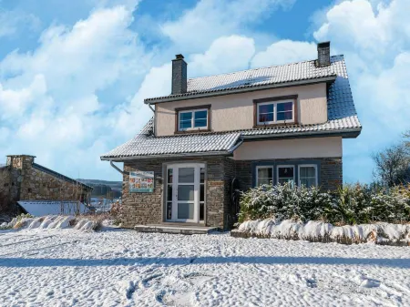 Escape at Mont Saint Jacques