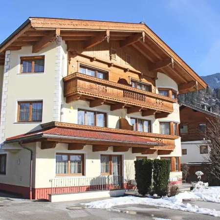 Attractive Holiday Home in Kaltenbach on the Ski Slope