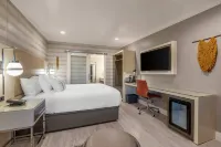 Bluestem Hotel Torrance Los Angeles, Ascend Hotel Collection - balcony
