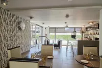 Hotel Terrado Lyon - breakfast