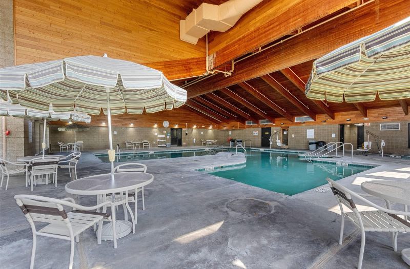 AmericInn by Wyndham Green Bay East photo 5