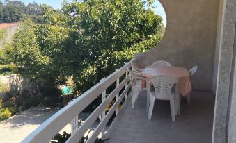 Sweet 3 Bedrooms Terrace Home Close Esposende