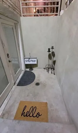 Upscale 2-bedroom with onsite parking.