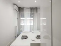 Gorgeous apartment  - Near Beach - 2BR/6p - Homestays