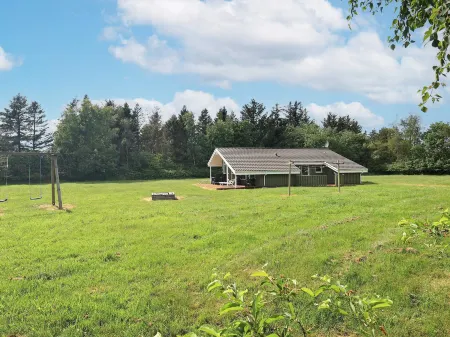 6 person holiday home in Bindslev-By Traum