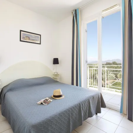 Coastal Stay for Groups