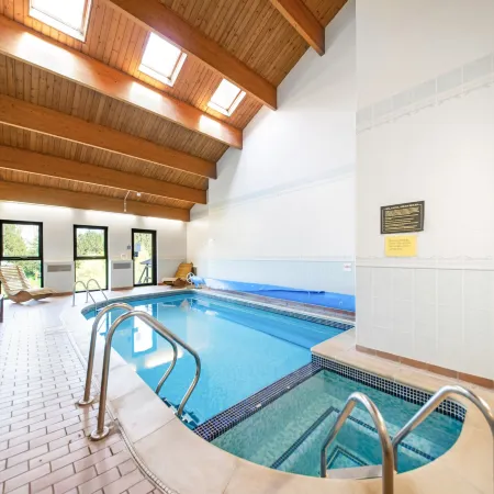 Lodge in Thirsk with Scenic Trails & Spa