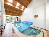 Lodge in Thirsk with Scenic Trails & Spa
