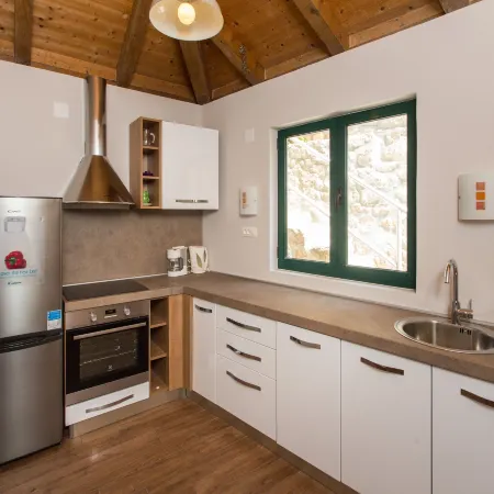 Villa Mirjana - One Bedroom Apartment with Terrace and Sea View (Naranca)