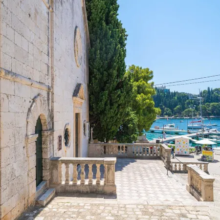Apartments Villa Royale - One Bedroom Apartment with Sea View