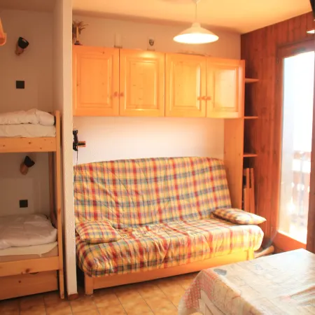 Studio in France near Barbossine Chairlift Отели в г. Шатель