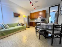 Spacious Duplex Near the Beach