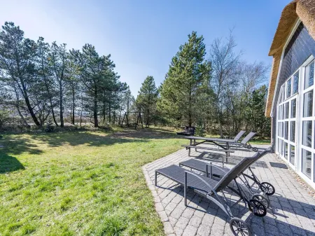 10 Person Holiday Home in Norre Nebel Отели в г. Norre Nebel