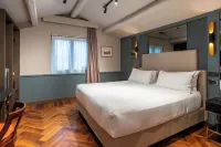 The Glam Boutique Hotel & Apt