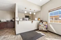 슈퍼 8 바이 윈덤 온타리오