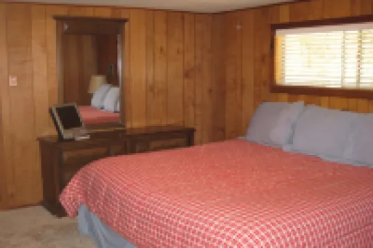 Right on the famous Ruidoso River!!!