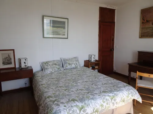 Villa in Normandy with Beach Access - Homestays