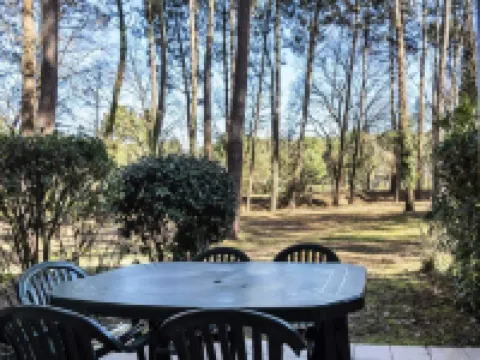 3 room house for 6 people - Selection