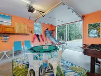 ⭐NEW⭐ Stunning Beachfront Living w/ Gameroom & Firepit Near Acadia