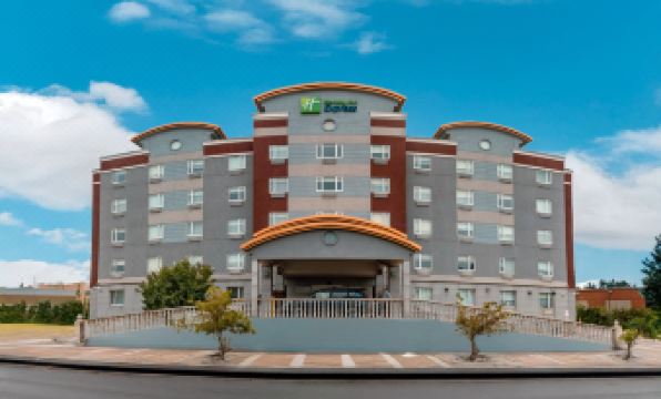Holiday Inn Express QUEENS - MASPETH by IHG