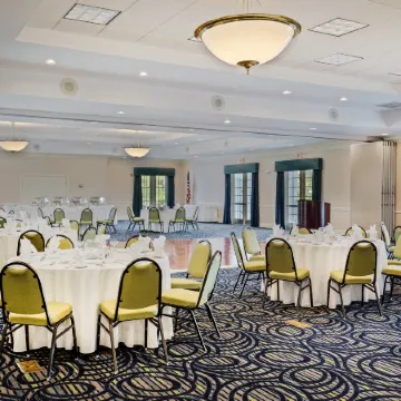 Holiday Inn & Suites CLEARWATER BEACH S-HARBOURSIDE by IHG