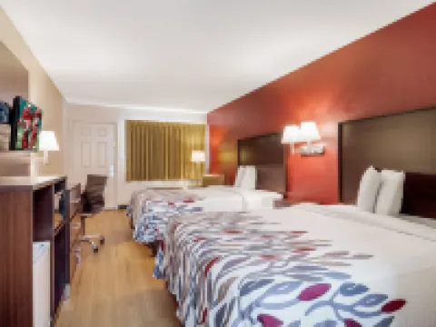 Red Roof Inn Acworth - Emerson/ LakePoint South Hotels in Acworth