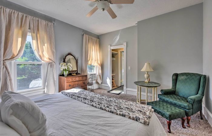 'Blue Haven' Watertown Retreat by Crow River!