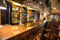 AX The Victoria Hotel - bar