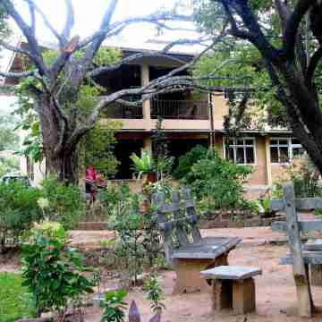 Upie's Folly Holiday Bungalow, Habarana- A HOME AWAY FROM HOME Hotel Exterior