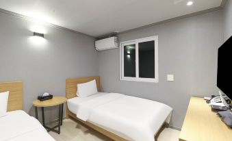Pohang Jukdo Market Hotel Florence