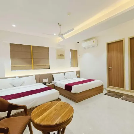 MURLI HOTEL LUXURY ROOMS
