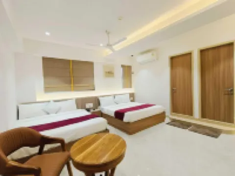 MURLI HOTEL LUXURY ROOMS