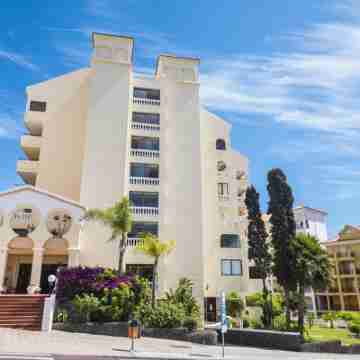Castle Harbour Hotel Exterior