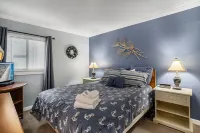 0511 Waters Edge Resort 2 Bedroom Condo by RedAwning - Gym