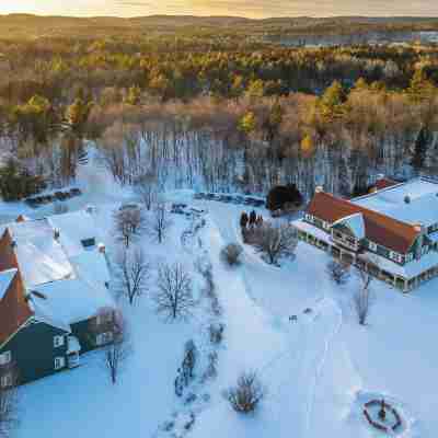 Le Baluchon Éco-villégiature Hotel Exterior