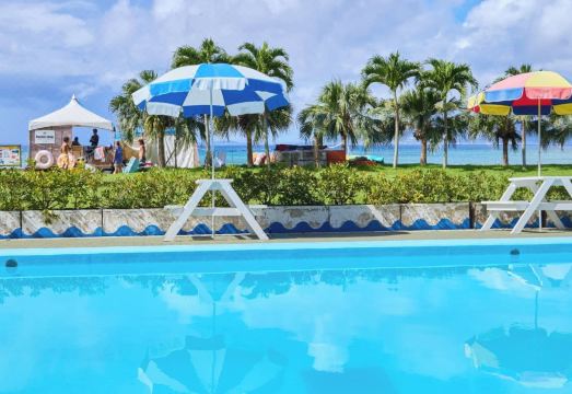 오키나와 해변 풍경