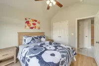Walk to Park & Pool, Broken Arrow Family Escape! - 3 étoiles