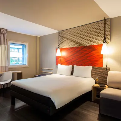 Ibis Lisboa Centro Liberdade パルケ・メイヤー周辺のホテル